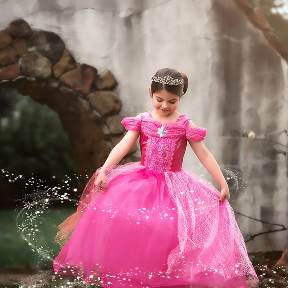 Stunning pink princess dress (size 6)